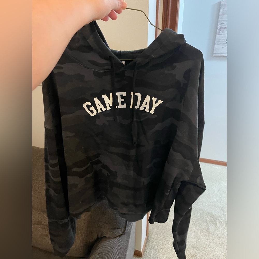 Gameday camo crop